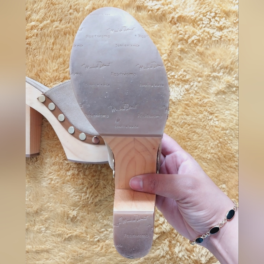 Tan And Wood Platform Mules - Picture 4 of 8